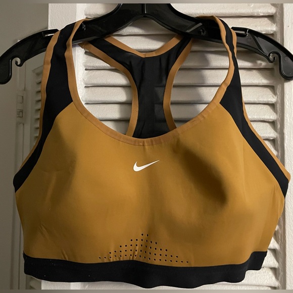 Nike MOTION ADAPT BRA 888575 NWOT sz L - Picture 1 of 4